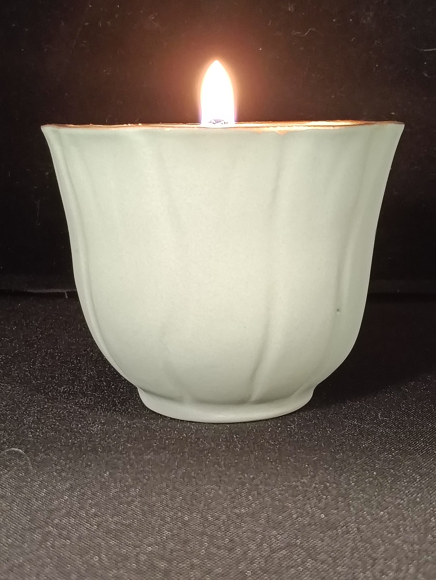 Oud Wood Scented Candle Cups
